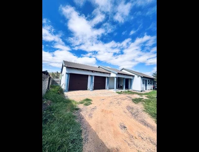 3 BEDROOM FREESTANDING FOR SALE IN CLEWER